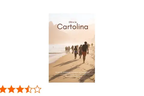 Un gruppo di persone cammina su una spiaggia dorata al tramonto, un'evocativa fotografia di viaggio che cattura l'essenza di un luogo oltre la semplice cartolina.