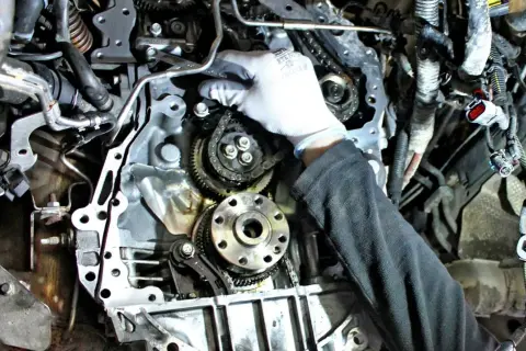 Toyota Auris rozrząd: łańcuch czy pasek? Koszty i objawy