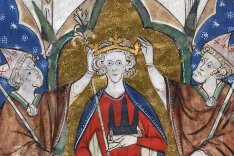 Coronación de Enrique III de Castilla. Dos obispos le colocan la corona. El rey sostiene un cetro y un castillo.