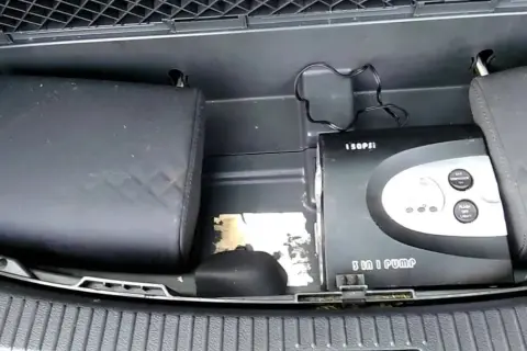 Gdzie jest koło zapasowe w VW Touran? Oto, co musisz wiedzieć