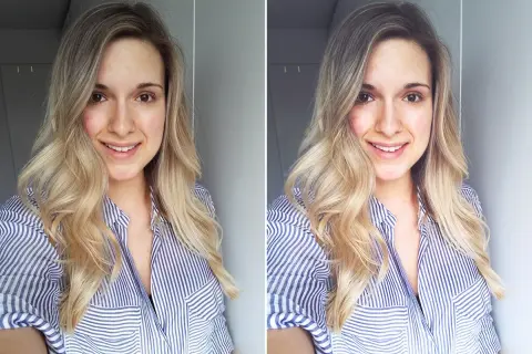 Uśmiechnięta blondynka w paski, jak zrobić idealne selfie. Dwa ujęcia tej samej dziewczyny, lekko różniące się kątem.