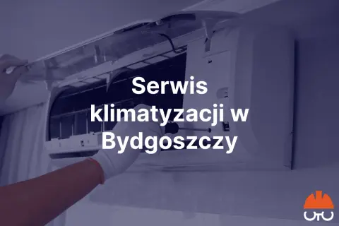 Ręka w białej rękawiczce naprawia klimatyzację. Napis: Serwis klimatyzacji w Bydgoszczy.