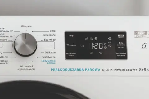 Panel sterowania pralkosuszarki Whirlpool z opisem programów: Mieszane, Białe, Bawełniane, Eco 40-60, Delikatne, Syntetyczne, Odświeżanie parowe. Wyświetlacz pokazuje czas 0:20.