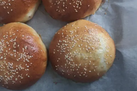 Pains à burger : 20+ idées créatives pour ne plus gaspiller !