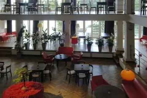 Gdzie zjeść w Węgorzewie? Odkryj najlepsze restauracje i smaki