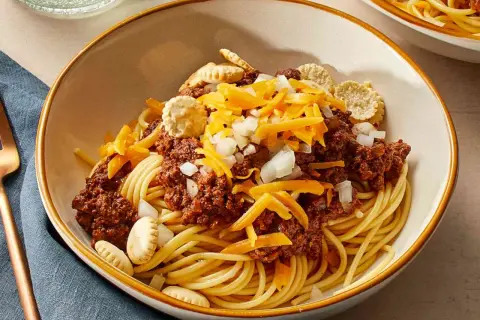 Cincinnati Chili: Nietypowe spaghetti z Ohio przepis i sekrety