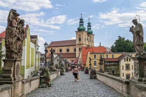 Gdzie zjeść w Kłodzku? Odkryj najlepsze restauracje i smaki