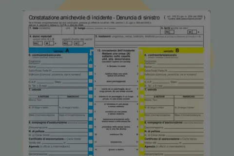 Modulo di constatazione amichevole di incidente, con campi per descrivere il sinistro e i veicoli coinvolti.