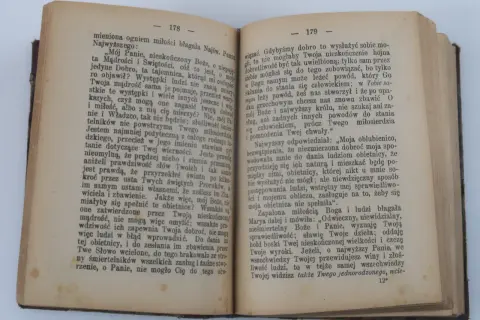 Strony książki z tekstem, w tym fragment o "mistycznym mieście bożym", z numerami 178 i 179.