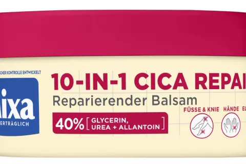 Mixa 10-IN-1 CICA REPAIR+ balsam z 40% gliceryny, mocznika i alantoiny. Idealny do pielęgnacji stóp, kolan, dłoni i łokci.