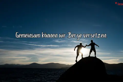 Zwei Silhouetten reichen sich auf einem Felsen die Hand, die Sonne bricht durch. Gemeinsam können wir Berge versetzen.