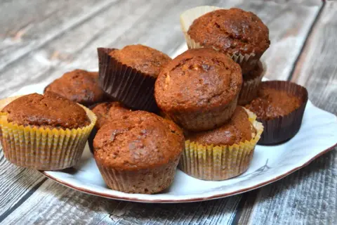 Zdrowe babeczki: Pyszne przepisy na fit muffinki bez wyrzutów sumienia