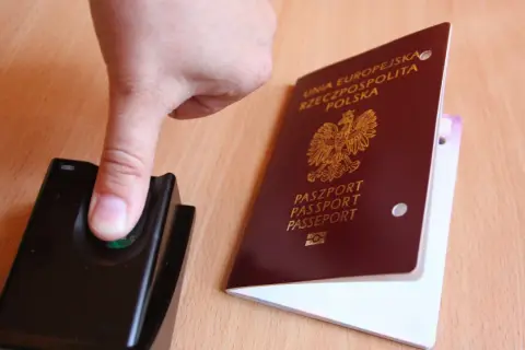 Ile lat ważny jest paszport dla dziecka? Sprawdź, by uniknąć problemów!