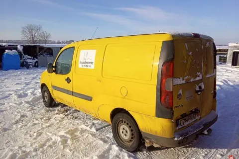 Jaki bus do 10 tys. zł? Poradnik eksperta, by nie kupić "skarbonki"
