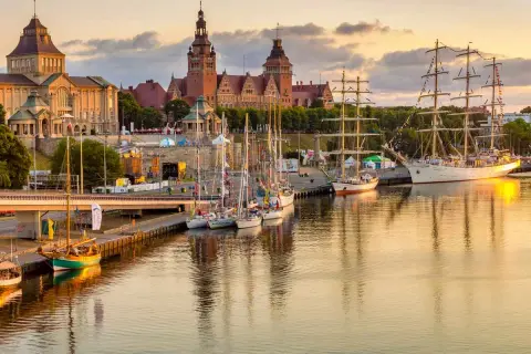Szczecin ile km? Sprawdź odległości do najpopularniejszych miejsc