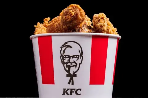 Kiedy jest promocja w KFC na kubełek? Nie przegap okazji na taniej!