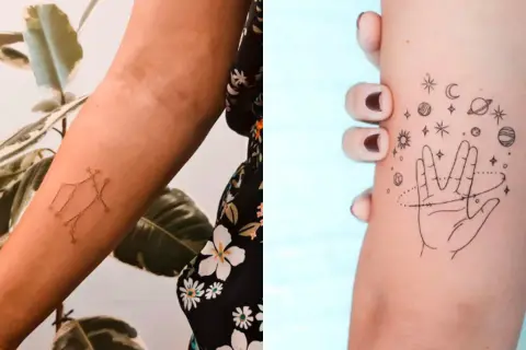 Delikatny tatuaż znak zodiaku Bliźniąt na przedramieniu. Obok, na innym ramieniu, tatuaż dłoni otoczonej planetami i gwiazdami.