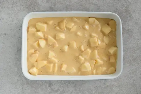 Przepis na proste ciasto z jabłkami, które zawsze się udaje