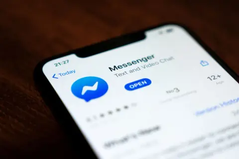 Jak pobrać wszystkie zdjęcia z Messengera - 3 skuteczne metody