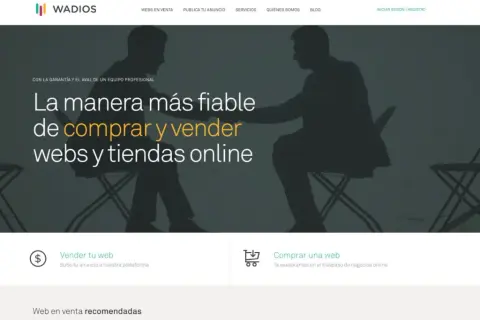 Siluetas de dos personas sentadas, una frente a la otra, en un ambiente oscuro. El texto principal dice "La manera más fiable de comprar y vender webs y tiendas online".