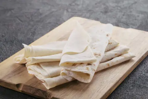 Lawasz kebab: Co to jest? UNESCO, przepis i dlaczego jest lżejszy?