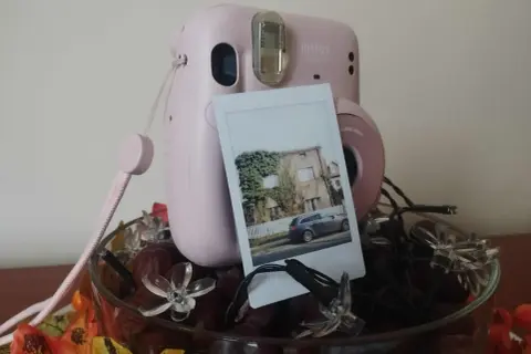 Instax Mini 11: Udane zdjęcia krok po kroku. Uniknij błędów!