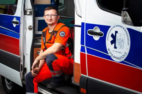 Prawo jazdy a pierwsza pomoc: Czy kurs jest obowiązkowy?