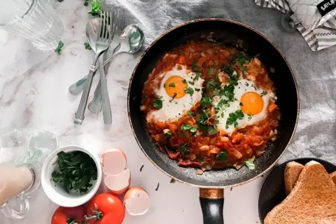 Dietetyczne śniadania: 300-400 kcal, szybkie i sycące Pola Kwiatkowska