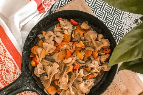 Jak zrobić kurczaka curry - prosty przepis na pyszne danie