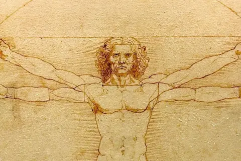 Człowiek witruwiański ciekawostki: rysunek Leonarda da Vinci ukazuje idealne proporcje ludzkiego ciała wpisane w okrąg i kwadrat.
