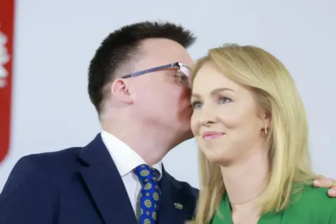 Kim jest żona Szymona Hołowni? Fascynująca biografia Urszuli Brzezińskiej-Hołowni