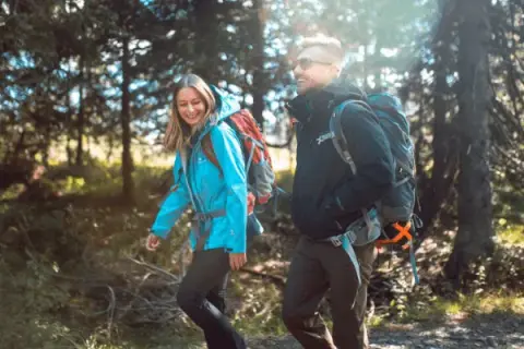 Jak się ubrać w góry jesienią? Poradnik na zmienną pogodę