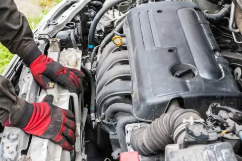 Jaka powinna być temperatura silnika, aby uniknąć przegrzania?