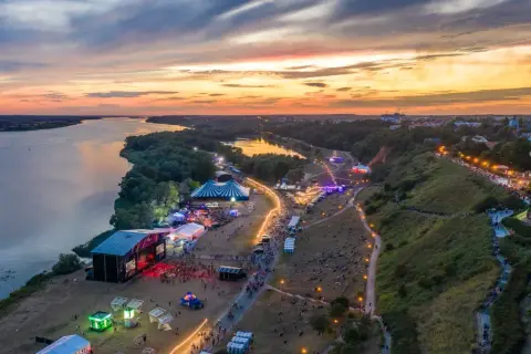 Płock: Co po Audioriver? Odkryj nowe festiwale elektroniczne!