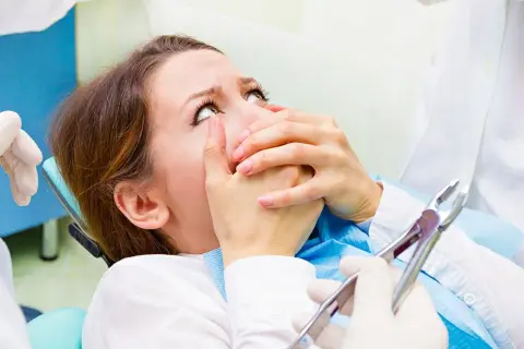 Koniec z dentofobią! Jak bezboleśnie pokonać lęk przed dentystą