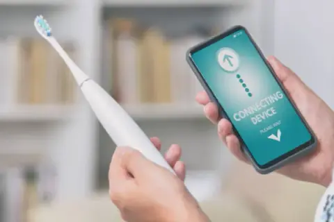 Szczoteczka soniczna czy magnetyczna? Porównanie i wybór dla Ciebie