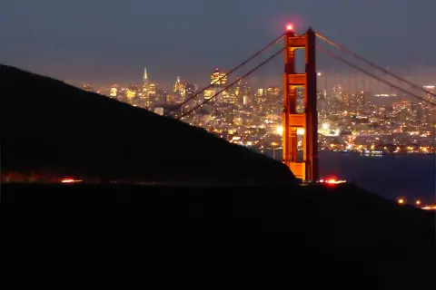 Gdzie leży San Francisco? Odkryj jego niezwykłą lokalizację w USA
