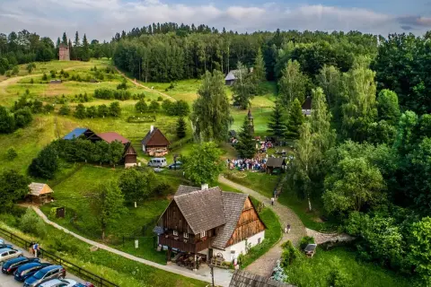 Skansen Zaburze – odkryj fascynującą historię i unikalne eksponaty