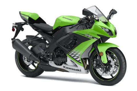 Zielony motocykl sportowy Kawasaki ZX10R 2006 z czarnymi akcentami i napisem Ninja.