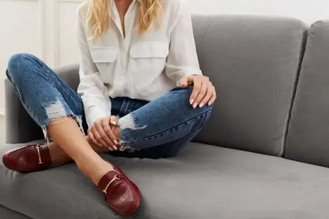 Do czego nosić bordowe buty: 7 stylizacji na każdą okazję