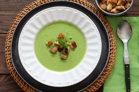 Erbsencremesuppe Rezept: Cremig, Grün & Schnell (unter 30 Min)