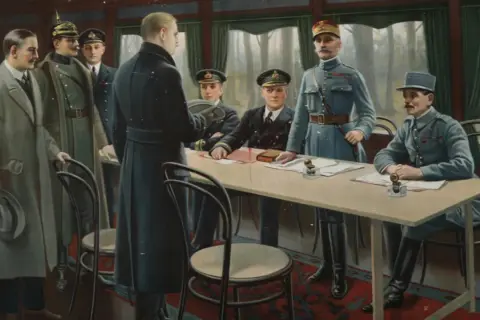 Militares de distintas naciones se reúnen en un vagón de tren para firmar el armisticio, marcando el fin de la Primera Guerra Mundial.