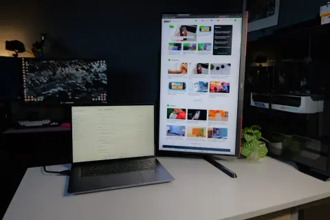 Ustawienia ekranu na laptopie i monitorze pionowo. Dowiedz się, jak obrócić ekran, aby wygodniej przeglądać treści.