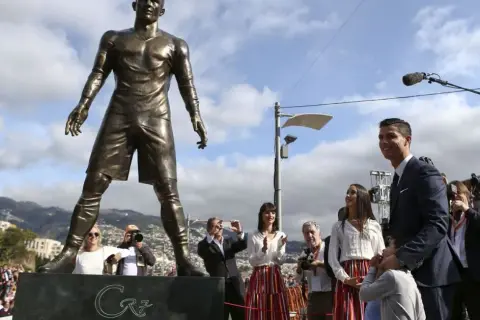 Gdzie urodził się Cristiano Ronaldo? Zaskakujące fakty o Funchal