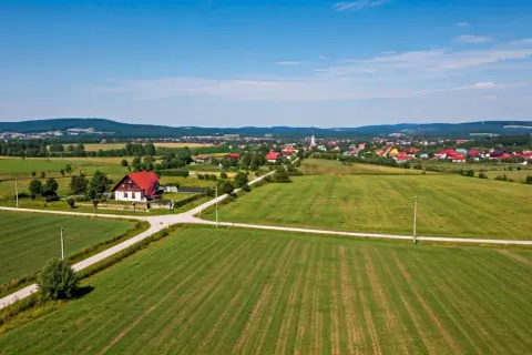 Ile kosztuje działka 10 arów? Ceny w różnych regionach Polski