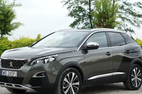Peugeot 3008: Ile litrów paliwa mieści bak? Sprawdź generacje