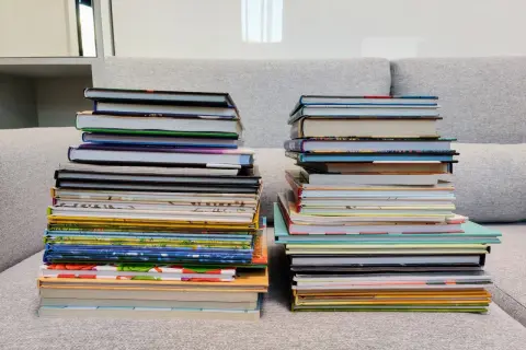 Czy w lombardzie przyjmują książki? Sprawdź, zanim stracisz czas