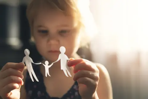 Czy 13-letnie dziecko może odmówić kontaktów z ojcem i jak to rozwiązać?