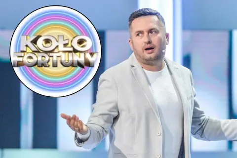 Norbi z Koła Fortuny w jasnej marynarce, z gestem dłoni, zastanawia się, dlaczego.