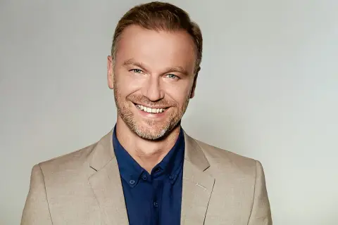 Z kim jest Krystian Wieczorek? Życie prywatne i rodzina aktora